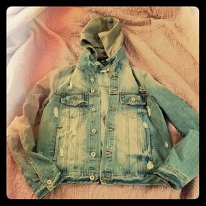 Ci Sono Hooded distressed Jean jacket